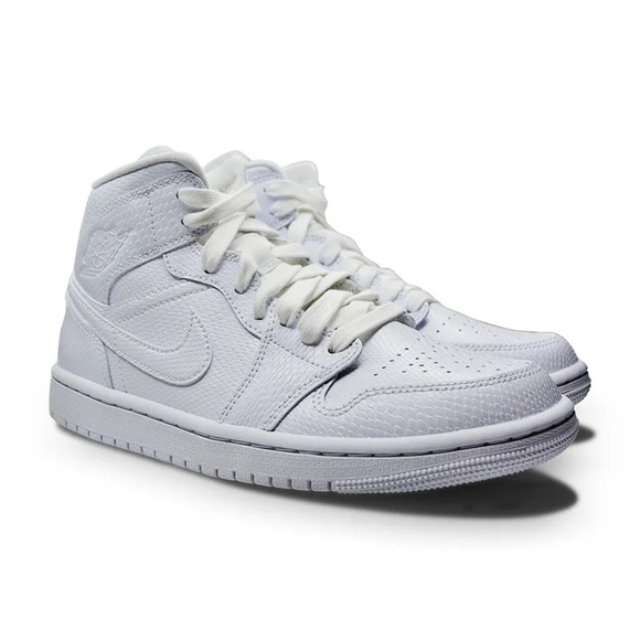 Nike Women’s Air Jordan 1 Mid "White Snakeskin" Sneakers Size 8 US - Picture 3 of 17